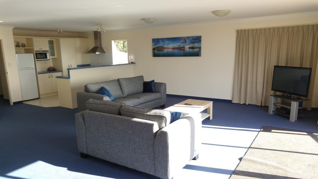 Breakwater Apartments Нейпиър Екстериор снимка