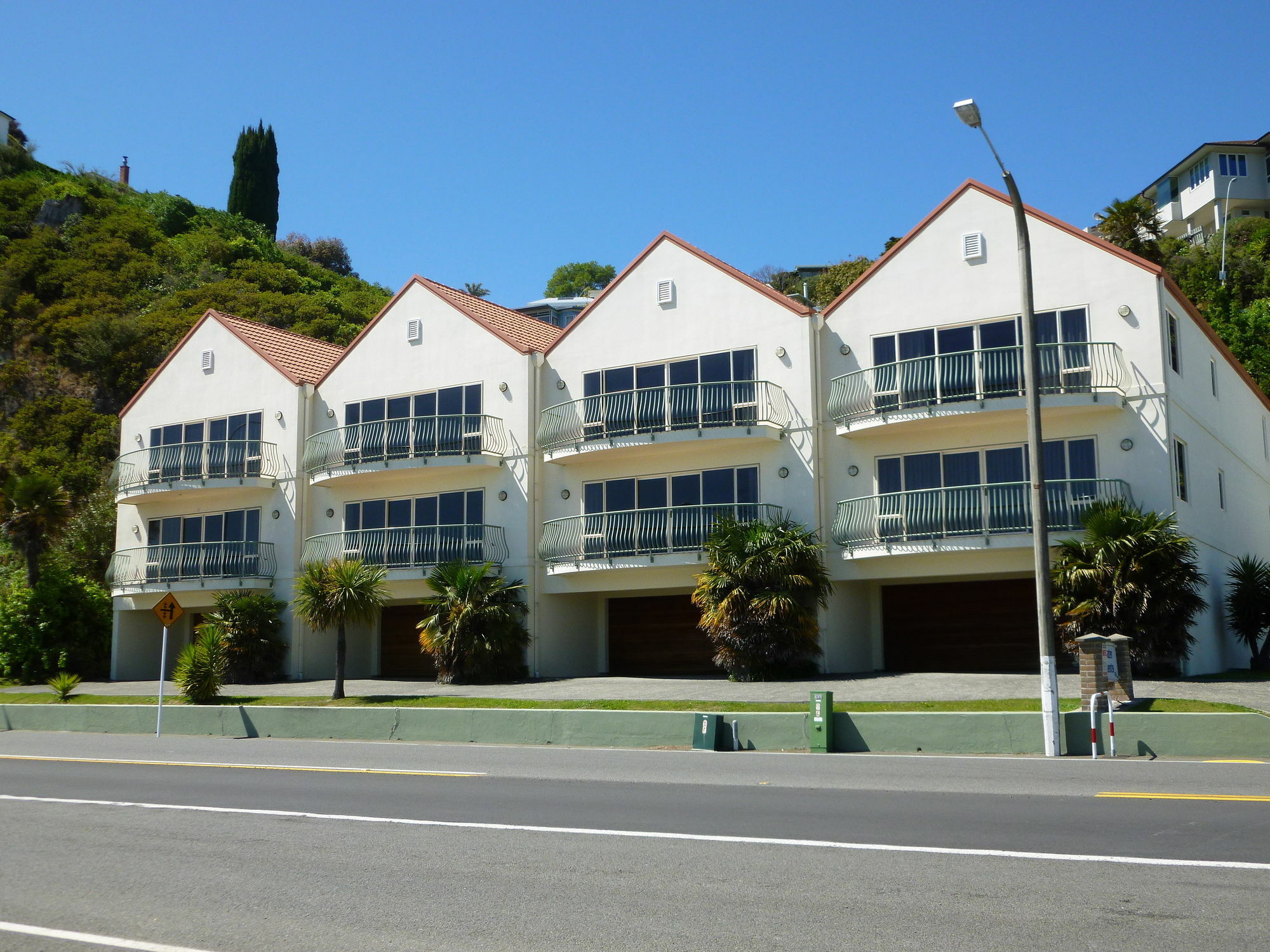Breakwater Apartments Нейпиър Екстериор снимка