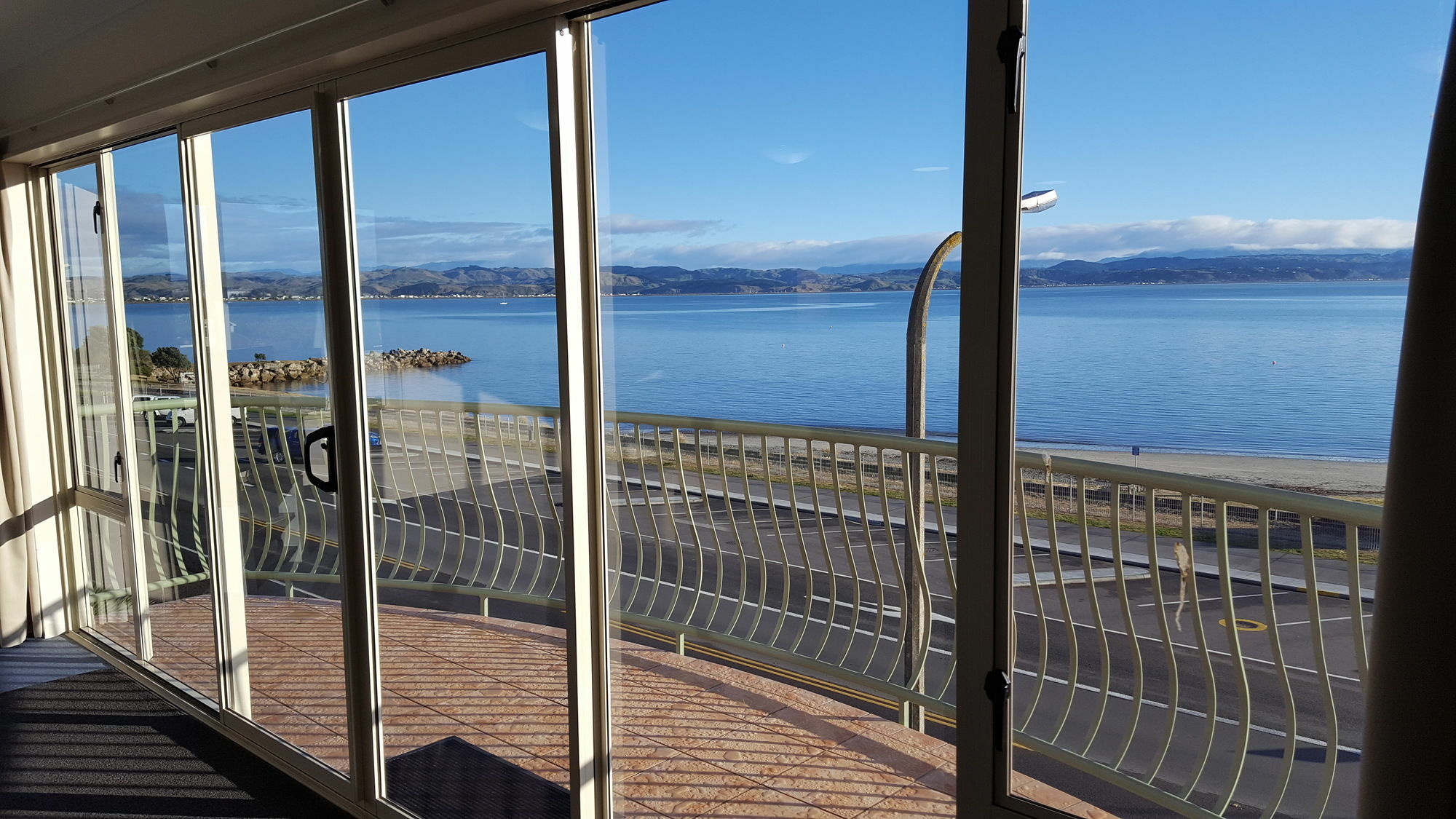 Breakwater Apartments Нейпиър Екстериор снимка